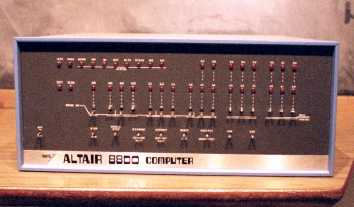 altair.jpg (55506 bytes)